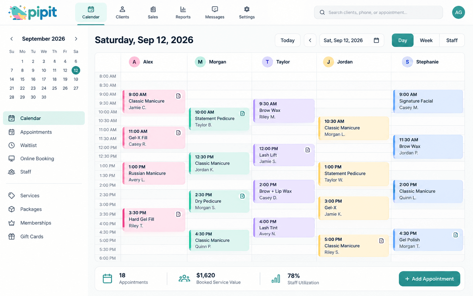 Pipit salon calendar showing a day schedule with multiple staff and appointments.